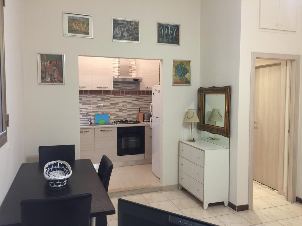 Lorenzo Magnifico Apartment Roma Esterno foto
